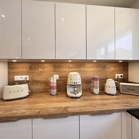 La Bella Rosa - Direct Circuit - Piscine - Climatisation Le Mans