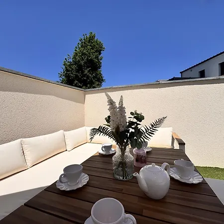 度假居 La Bella Rosa - Direct Circuit - Piscine - Climatisation 勒芒