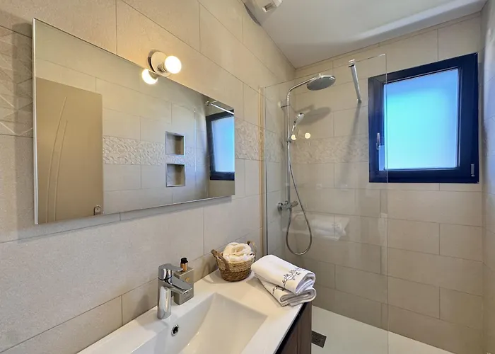 Casa vacanze La Bella Rosa - Direct Circuit - Piscine - Climatisation