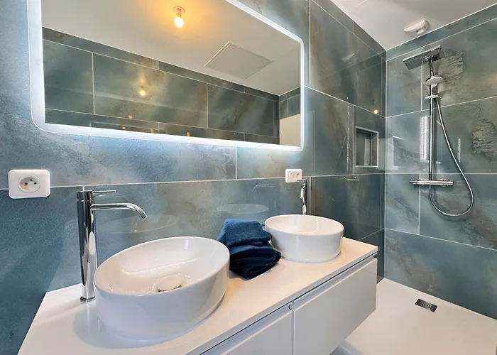 Casa vacanze La Bella Rosa - Direct Circuit - Piscine - Climatisation